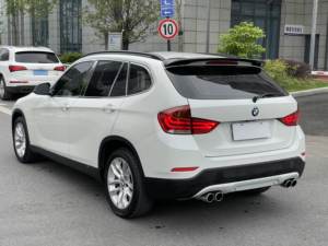 รถยนต์ <span class=keywords><strong>BMW</strong></span> <span class=keywords><strong>X1</strong></span> รุ่นปี 2015 รุ่น <span class=keywords><strong>SDrive18i</strong></span> รุ่นปรับปรุงอย่างมีสไตล์ รถ SUV เครื่องยนต์เบนซิน สำหรับส่งออก - Product Image 5