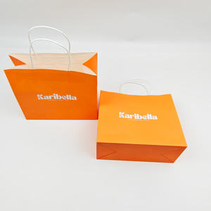 Sacs en carton recyclables personnalisés avec poignée longue, impression sérigraphique, taille et couleur personnalisables pour l'emballage de vêtements et de chaussures - Product Image 6