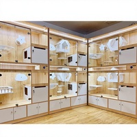 Cage à chat en bois massif à trois étages, maison pour chat et vitrine pour l'élevage, l'accompagnement et les soins aux animaux de compagnie