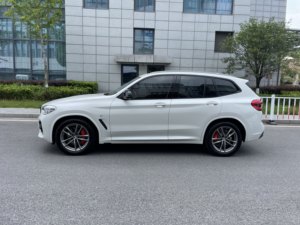 La <span class=keywords><strong>BMW</strong></span> <span class=keywords><strong>X3</strong></span> XDrive28i M Sport Package 2019 est une voiture professionnelle pour l'exportation à bas <span class=keywords><strong>prix</strong></span> - Product Image 4