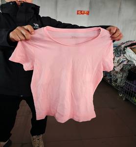 Opción Económica: Lote al por Mayor de <span class=keywords><strong>Camisetas</strong></span> de Manga Corta para <span class=keywords><strong>Mujer</strong></span>, Suaves y Agradables al Tacto, Usadas, Versátiles para el Día a Día - Product Image 2