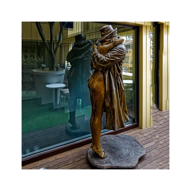 Hot Sale Life Size Contemporary Kissing Couple Sculpture Garden Street Decoration Abstract Bronze Statue