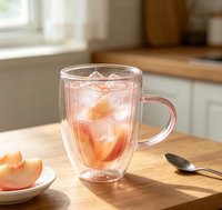 Mug en verre borosilicate à double paroi fait main, design moderne, intérieur rose à rayures verticales, poignée rose, résistant à la chaleur, isolé