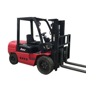 Chariot élévateur diesel HANGZHOU A35Z à 4 roues avec déplacement latéral, 3 tonnes, état d'origine 90%, 3 ans, modifiable, livraison nationale - Product Image 1
