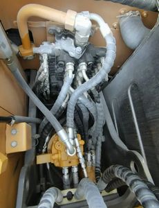 Excavadoras usadas SANY 75c vendidas Precio barato Máquina excavadora de tierra Excavadora pequeña Excavadora SANY 75C usada en ventas a granel - Product Image 6