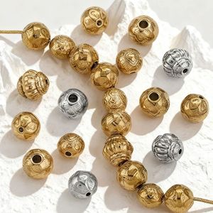 Perles rondes gravées à motifs floraux vintage |   Entretoise en acier inoxydable plaqué or PVD avec motif cœur gravé en relief pour la fabrication de bijoux DIY - Product Image 4