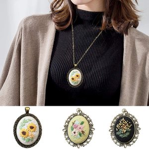 Liontin jahit bordir, kalung anting-anting jahit tangan kalung perhiasan pelat bunga, Kit bordir pemula - Product Image 6