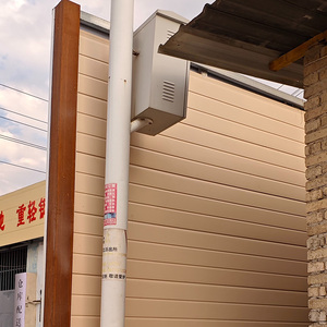 Panneau sandwich moderne en polyuréthane pour <span class=keywords><strong>mur</strong></span> extérieur, <span class=keywords><strong>maison</strong></span> préfabriquée, villa, hôtel, ignifuge, imperméable, écologique, bardage métallique - Product Image 4