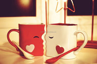 Ensemble de Tasses Céramique « Baiser » pour Couple 2026, Mugs Exquis en Porcelaine avec Cuillères, Cadeau Romantique