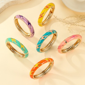 Bracelets en émail coloré éclair, les plus vendus en gros, bracelets créatifs en alliage émaillé et bijoux haut de gamme - Product Image 1