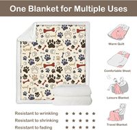Couverture en polaire à imprimé pattes et os de chien pour enfants, couverture en sherpa douce et moelleuse jaune clair pour canapé, chaise, couverture de canapé