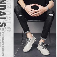 Nouvelles baskets plates pour hommes à prix abordable, fabriquées en Fujian, personnalisables, avec semelle intermédiaire en EVA vulcanisé et doublure en mesh, tendance mode et sportive.