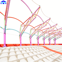 Complexe sportif extérieur polyvalent à structure en acier pour le football et le basketball, idéal pour les installations d'entraînement de la Coupe du Monde 2030