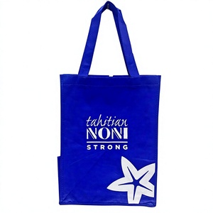 Sac cadeau non tissé de haute qualité, conçu en usine au Vietnam, à prix abordable, avec impression de lettres, pour le shopping - Product Image 1