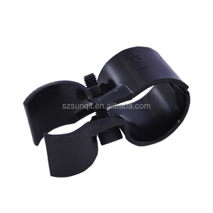 Accesorio de abrazadera de tubería de bajo precio para junta de tubería de conexión Leanpipe de 28mm para estante de flujo de banco de trabajo para aplicaciones industriales - Product Image 1