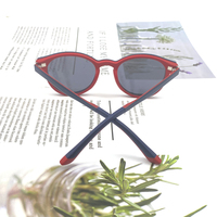 Lunettes de soleil populaires pour femmes, monture en acétate de qualité supérieure, verres légers en PC, lunettes élégantes pour femmes, étui à lunettes