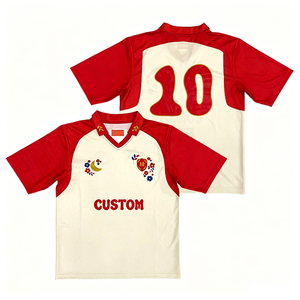 Maillot de football personnalisé OEM, design tendance, style sport urbain, maillot de foot unique, écologique, à séchage rapide - Product Image 1