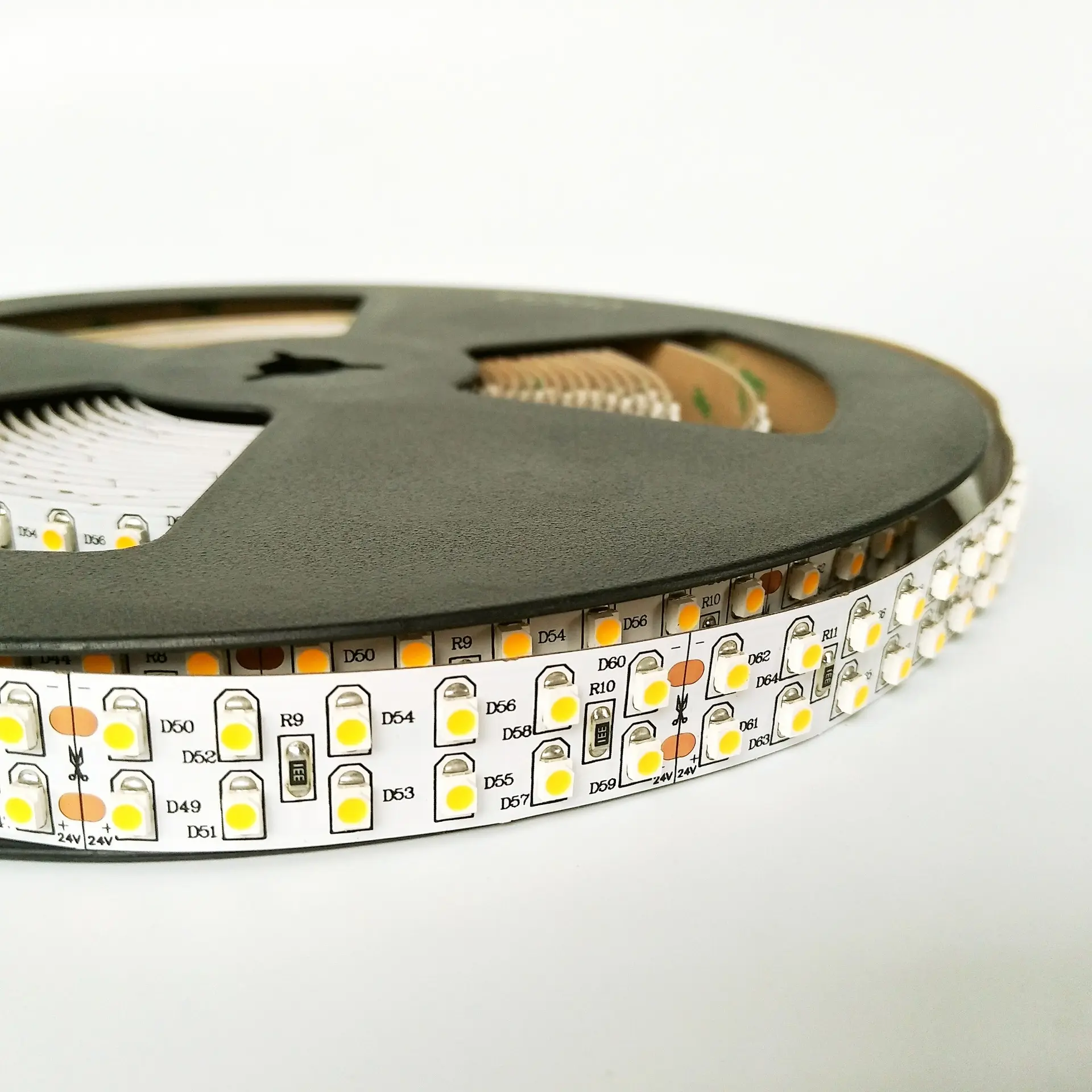 240leds doppia linea 24v rgb smd 3528 ha condotto la striscia luce IP20 con 5 anni di garanzia