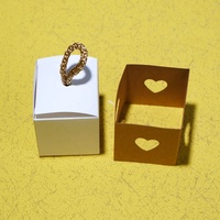 Boîte à cadeaux personnalisée pour bonbons, macarons, chocolats, en carton blanc, papier kraft, boîtes à cœur creuses avec poignée