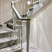 Balcon en alliage d'aluminium, style simple, résistant aux intempéries, fabrication directe, résistant à la rouille, design moderne