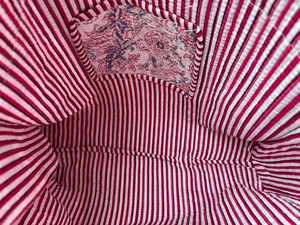 Bolso de Mano Acolchado de Algodón, Elegante, con Estampados de Bloques Inspirados en la Herencia, para Viajes y Compras - Product Image 6