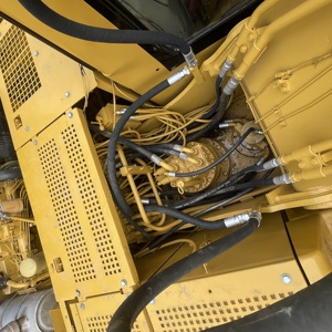 รถขุดตีนตะขาบ CAT 320BL มือสอง ขนาด 20 ตัน ระบบไฮดรอลิก ยี่ห้อแคตเตอร์พิลลาร์ สำหรับงานก่อสร้าง - Product Image 6