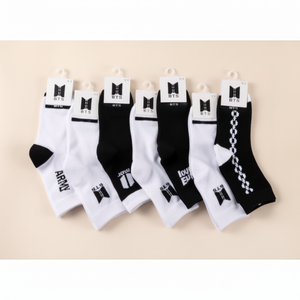 ถุงน่องลายสก๊อตขนาดเดียวสำหรับ BTS ถุงน่องถักแบบใสยาวถึงเข่าข้อเท้าระบายอากาศได้ดีฤดูใบไม้ผลิฤดูร้อน - Product Image 1