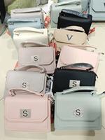 Sacs à main et pochettes pour femmes en gros, styles variés, stock aléatoire, nouveaux designs tendance, Philippines, Fujian, Chine, commande d'échantillons en 7 jours