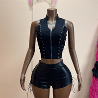 Ensemble deux pièces pour femme, haut court sans manches à lacets et fermeture éclair, short taille haute en similicuir, ensemble moulant et ajusté