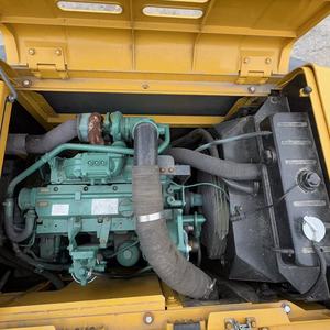 Excavatrice Volvo EC140 d'occasion, 14 tonnes, excavatrice hydraulique sur chenilles d'occasion à vendre - Product Image 4