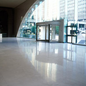 Dalles de pierre calcaire espagnole Crema Eurpa polies de haute qualité, modernes et luxueuses, pour usage intérieur et extérieur, vente en gros OEM/ODM TMZ - Product Image 3