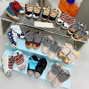 Zapatillas Deportivas de Plataforma Lanvine de Diseño Nuevo, Lujosas y Casuales, con Cordones, para Caminar, Unisex, con Diseño de Grafiti - Product Image 1