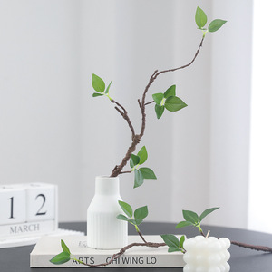 Planta Artificial Verde, Rama Seca Individual con Capullo Tierno, Plástico Suave, Alta Simulación, Decoración de Escritorio Interior - Product Image 4