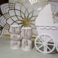 Fournisseur d'accessoires de décoration pour fête d'anniversaire et mariage Ensemble toile de fond de table à dessert cylindrique en PVC blanc personnalisé