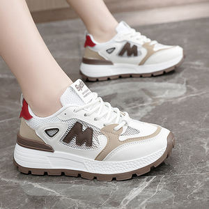 KT2630 Chaussures Tendance <span class=keywords><strong>Femme</strong></span> Fabriquées en Chine, Été Maille Respirante Semelle Épaisse Rehaussante Chaussures de Sport Décontractées - Product Image 1