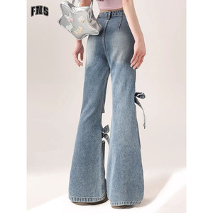 Jeans a Zampa Strappati con Fiocco Stile Americano Retrò da Donna Taglie Forti, Modello High Street Sassy Girl con Dettagli Cut-out - Product Image 3