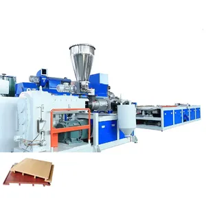 Venda quente Preço WPC Plastic Board Embossing Making Machine WPC Porta Frame Extrusão Linha De Produção