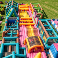 Parcours d'obstacles gonflable géant personnalisé pour parc d'attractions
