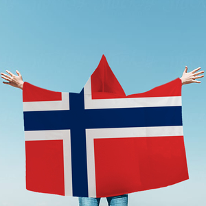 Cape à capuche Norvège avec <span class=keywords><strong>drapeau</strong></span> 3x5 pieds en polyester 100D – Équipement pour supporters de football – Bannière de la Fête Nationale Norvégienne - Product Image 4