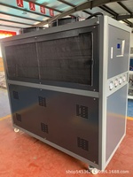 Unité de traitement d'air verticale à débit d'air de 4000 m³/h avec onduleur de type Dx R410A et filtre HEPA pour système de refroidissement de salle blanche