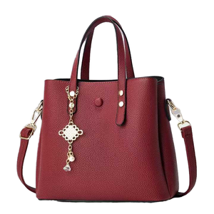 2025 nuevo bolso cruzado grande de un solo hombro estilo mamá para damas de gama alta de viaje forro de cuero genuino función plegable - Product Image 1