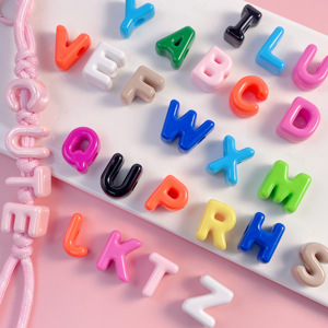 Cuentas <span class=keywords><strong>De</strong></span> Acrílico Con Letras Del Alfabeto Inglés Y Agujero Grande Para Pulseras Hechas A Mano Y Cadenas Para Teléfono Móvil DIY - Product Image 1