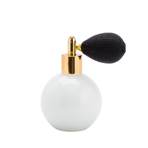 Chai thủy tinh kiểu cổ điển 75ml hình cầu, bao bì nước hoa có vòi xịt, in lụa, màu tùy chỉnh - Product Image 1