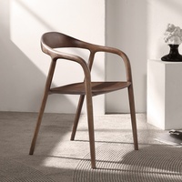 Chaise de salle à manger en cuir vintage avec accoudoirs en bois, classique pour restaurant et café, chaise rembourrée pour salle à manger