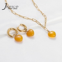 Ensemble de bijoux tendance en acier inoxydable plaqué or avec perles, collier ras-du-cou, pendentif cœur, breloques de créateur et bague pour mariages