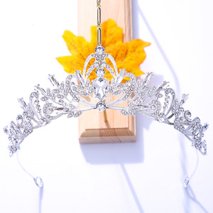 Nouveau Design bandeau de mariée couronne de couvre-chef mariage strass accessoires cristal strass forme de feuille diadème couronne - Product Image 2