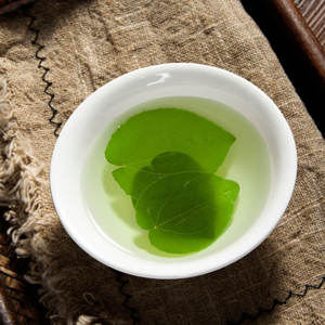 Высококачественный 100% свежесобранный и сушёный на солнце чай из листьев эпимедиума, необработанный, с насыщенным вкусом, легко заваривается - Product Image 6