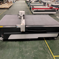 Máquina de Corte Digital de Formato Grande para Papel, Plástico y Lonas con Plotter de Corte CNC