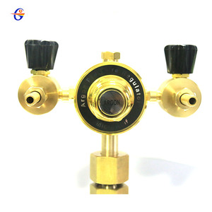 เครื่องวัดก๊าซอาร์กอนแบบสองช่องทาง ทองเหลือง 25 ปอนด์ต่อตารางนิ้ว ควบคุมการไหลแบบสองขั้นตอนลดแรงดัน - Product Image 4