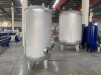 Réservoir de surpression industriel pour systèmes de traitement de l'eau